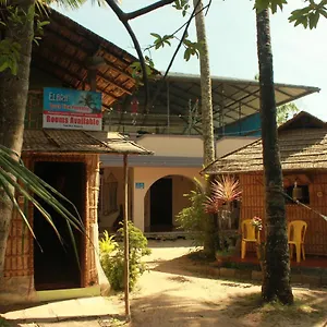  Séjour chez l'habitant Elara Beach View Homestay